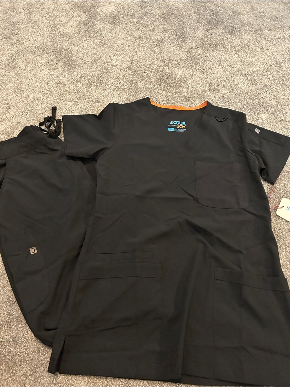 Joylab scrub set